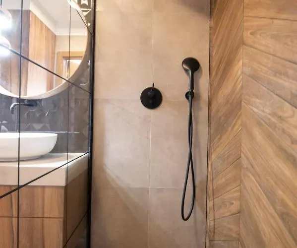 Citystay Bastion Walowa 아파트 *